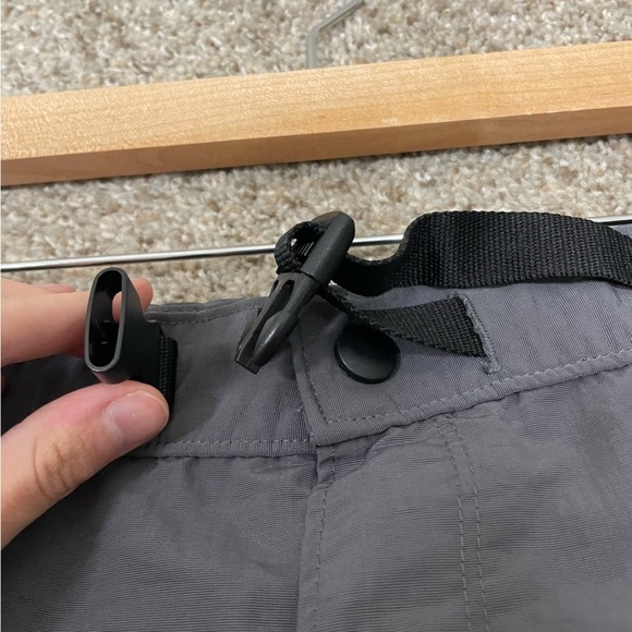 5 for 35$ Vintage Champion Dark Grey Metallic Buckle Closure Elastic shorts - Picture 5 of 7